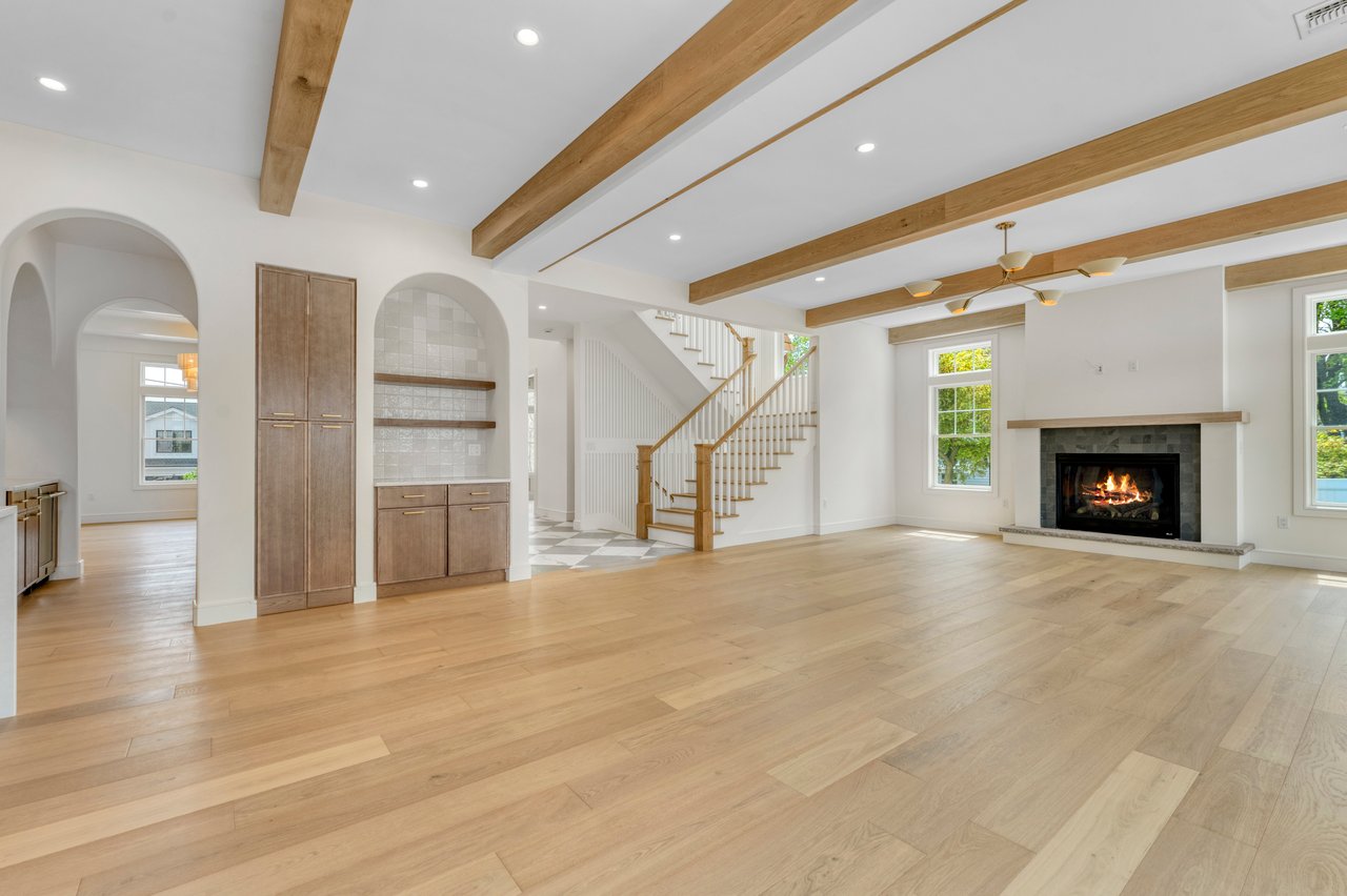 229 Bogert Pl