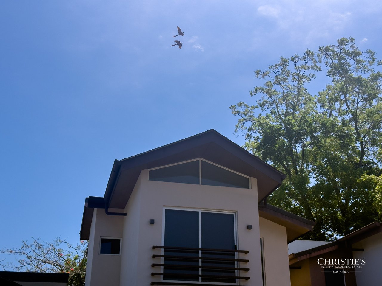 Ciudad del Mar Modern Home - South Jaco Beach 