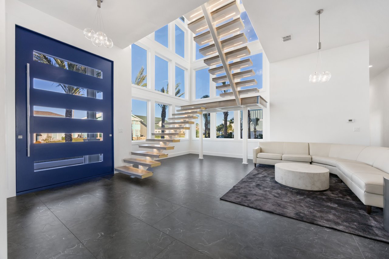 White Label - 305 Estes Drive