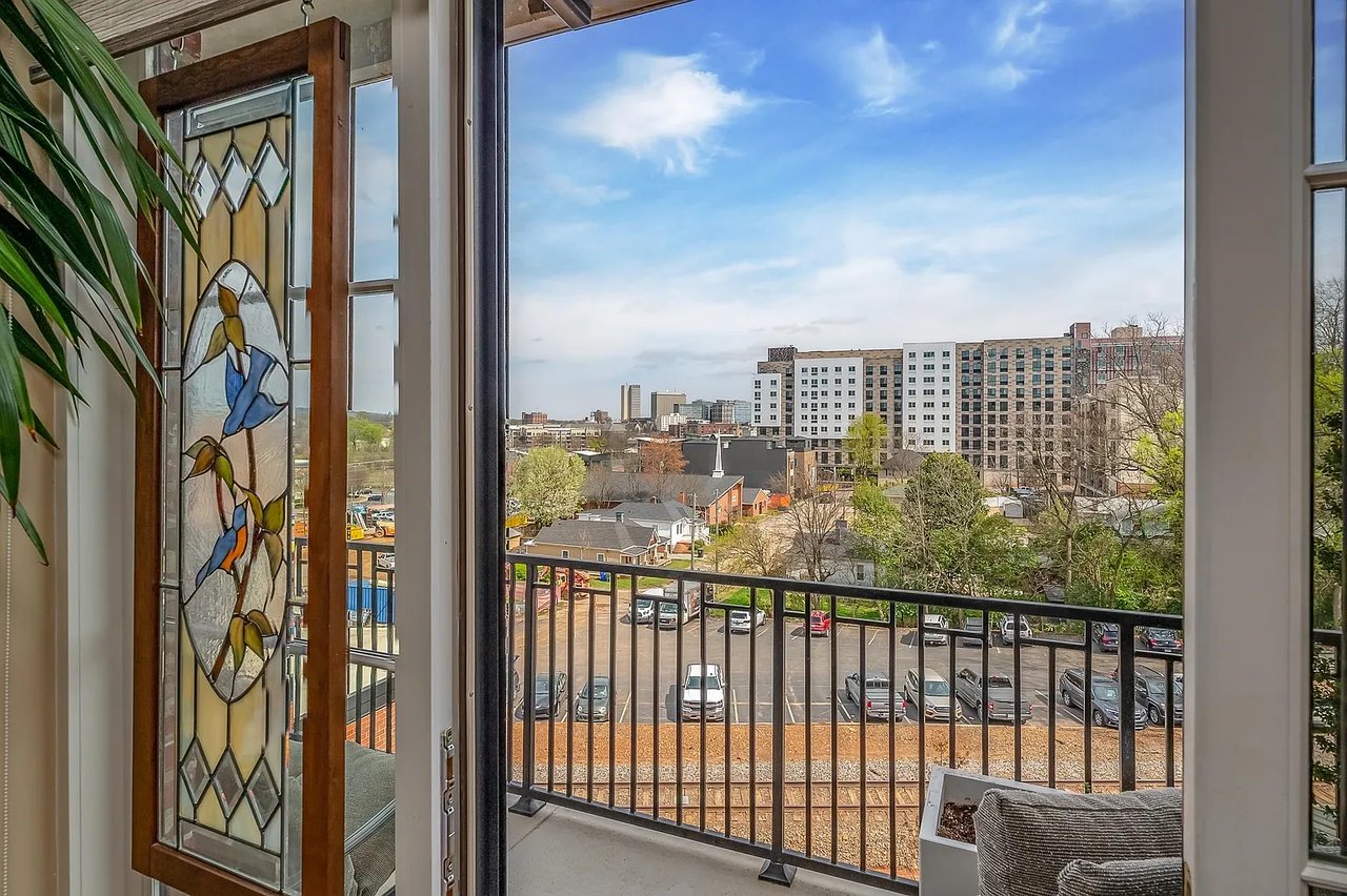110 N Markley Pl #206