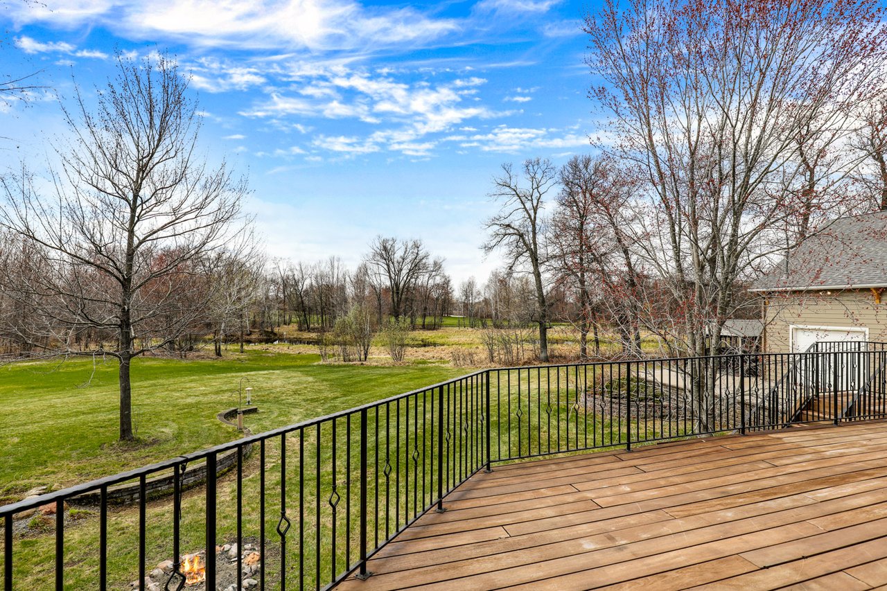 Exquisite Custom Built Rambler on the Refuge Golf Course