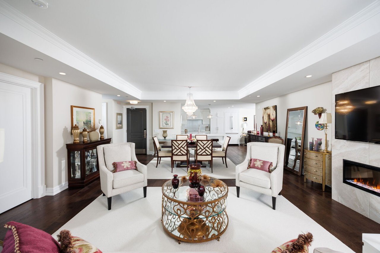 2060 Lakeshore Road 1802