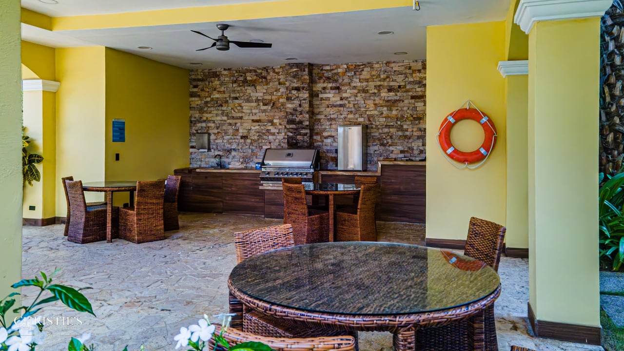 Elegant Oceanfront Living in Jacó – 2-Bedroom Condo at Acqua Residences