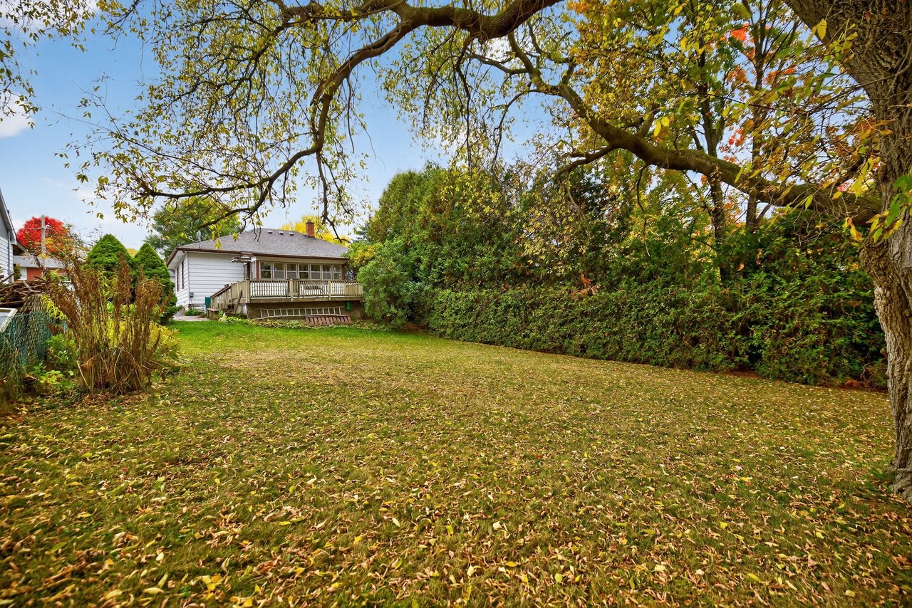 275 Maple Street, Newmarket