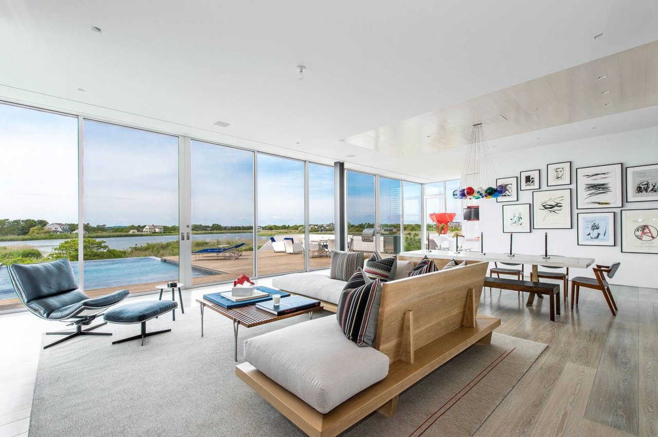 40 Dune Rd