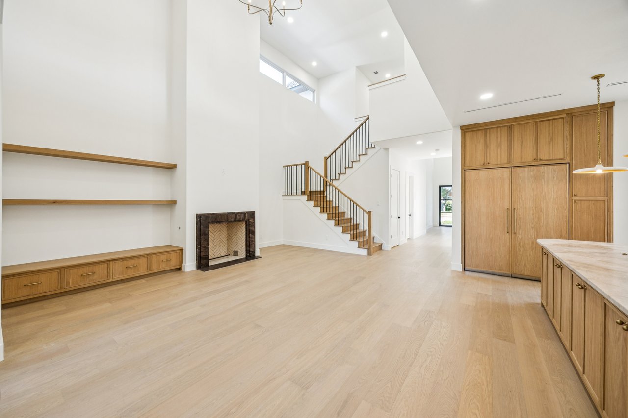 6222 Anita Street