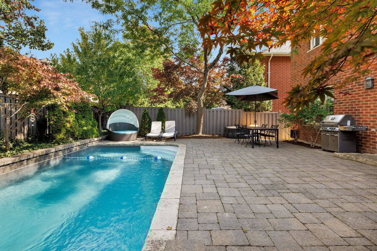 2202 Brookhaven Crescent