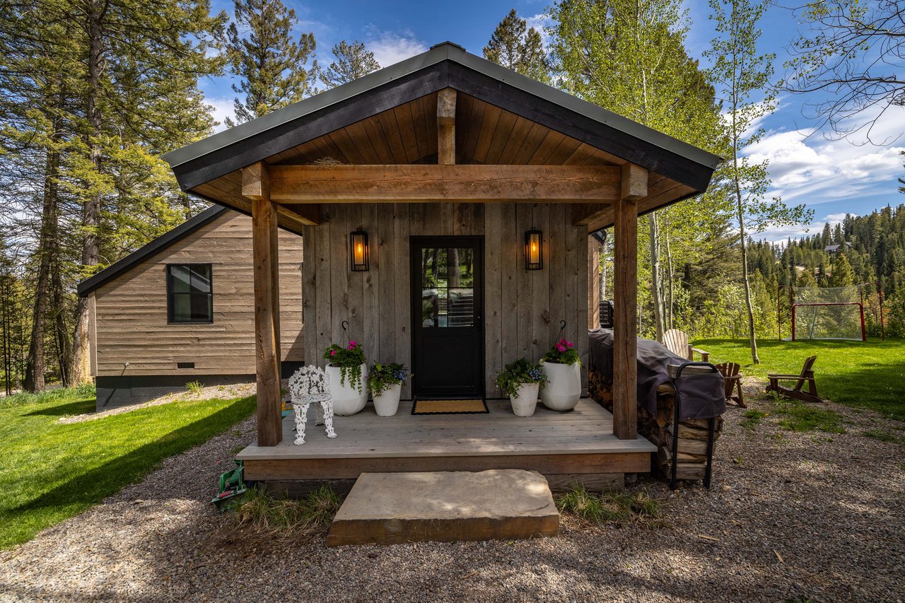 New Listing: 6900 W Paintbrush Trail