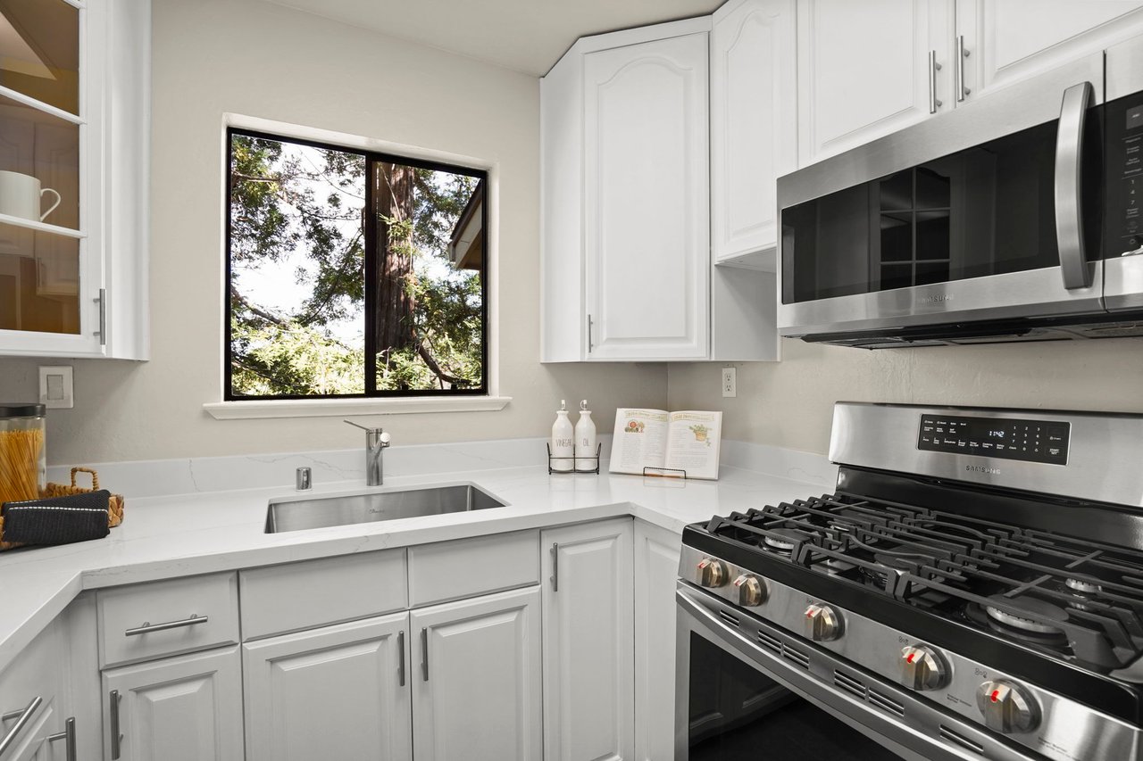 642 Fig Tree Ln, Martinez