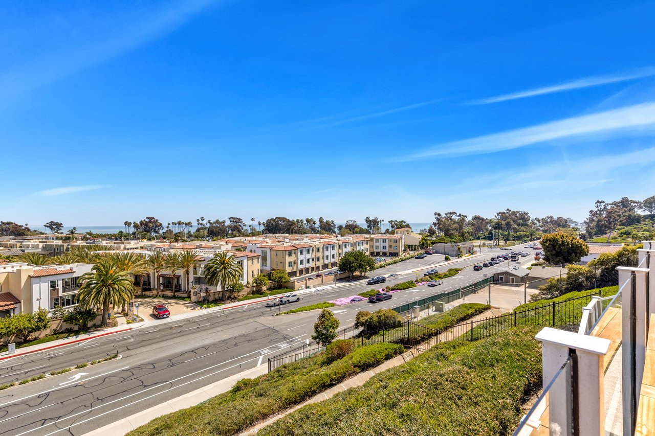 Luxury Rental Minutes from Doheny Beach