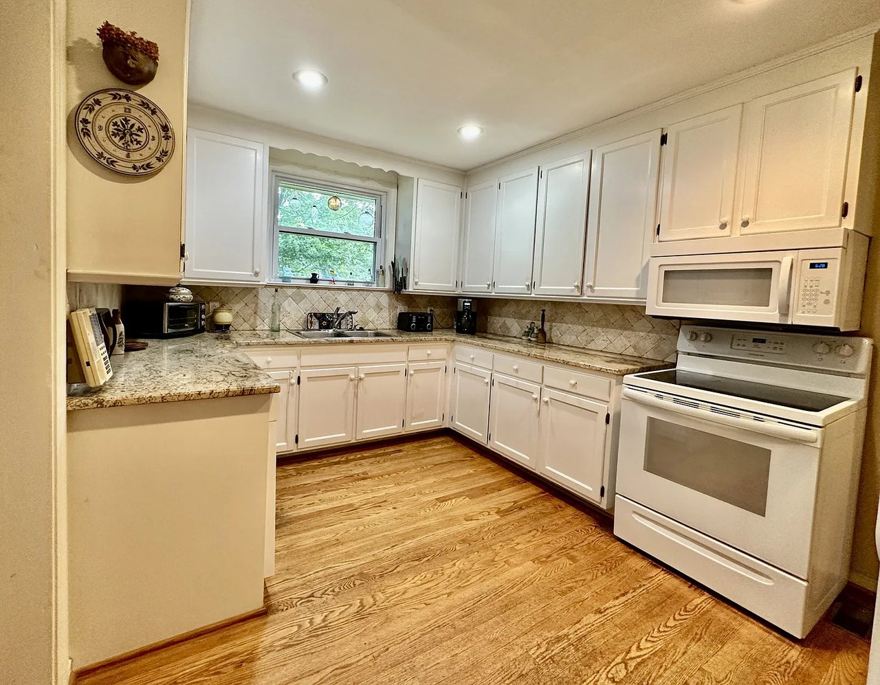 108 Keyway Dr