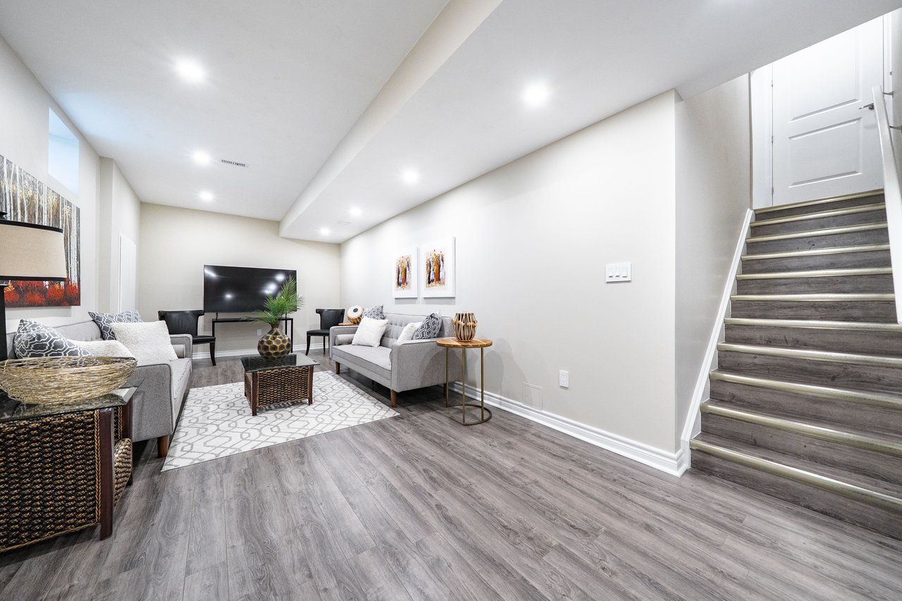 130 Drizzel Crescent