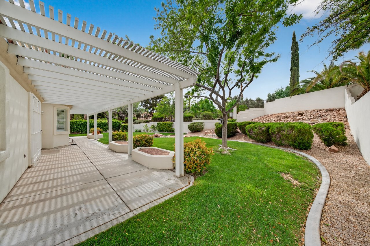 9437 Churchill Downs Dr