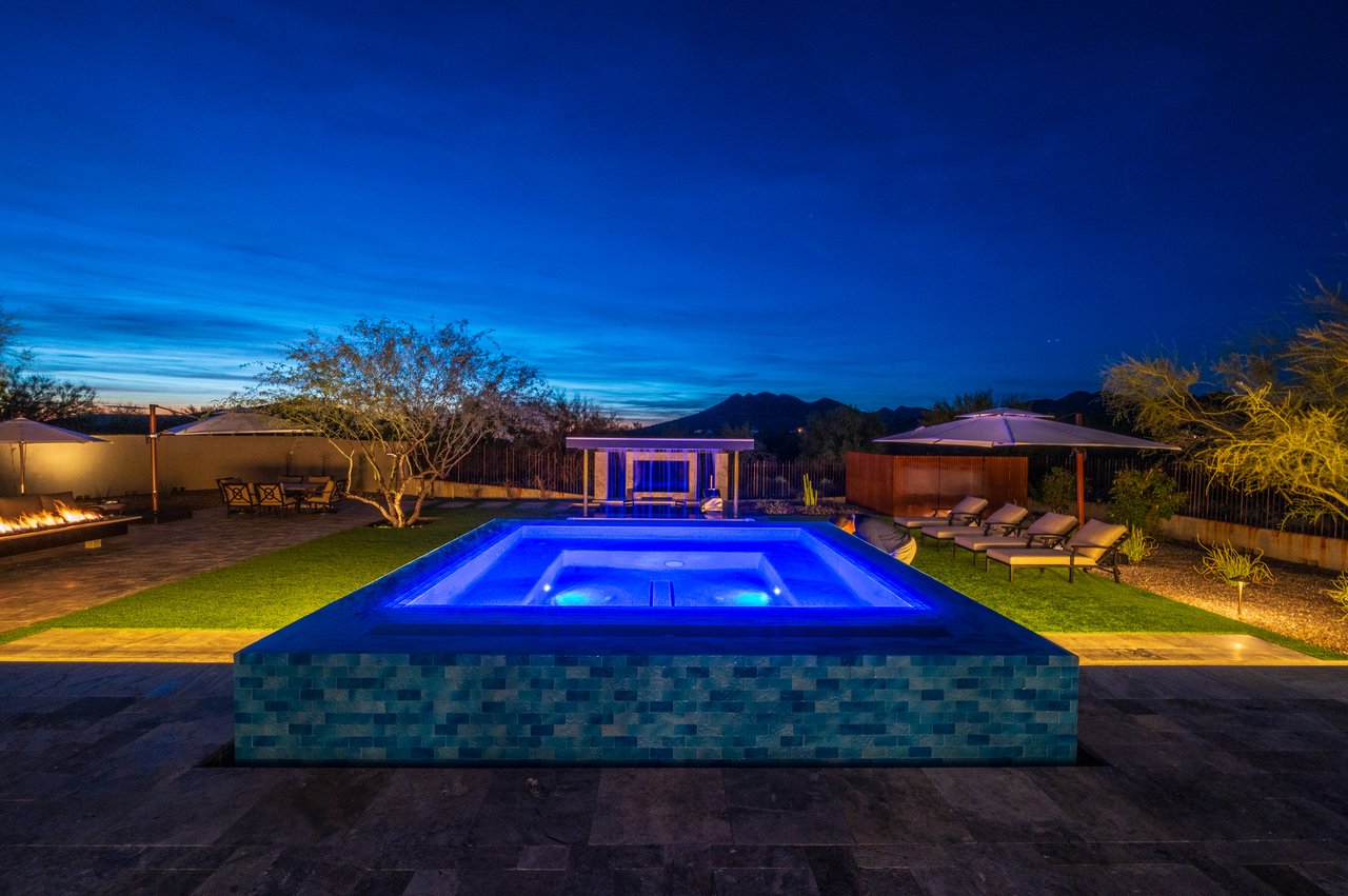 35584 N ROLLING CREEK Drive