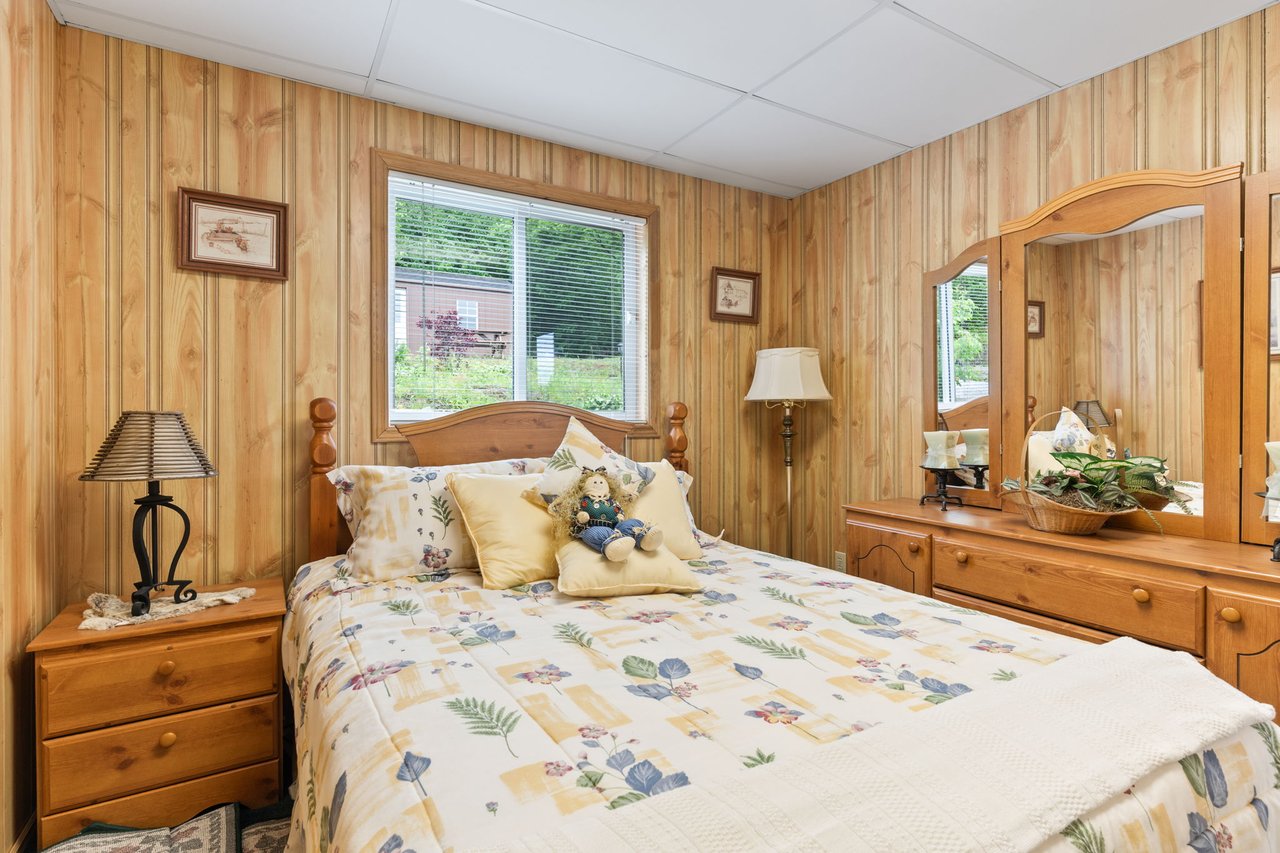 1601 CLAUDE BROWN ROAD
