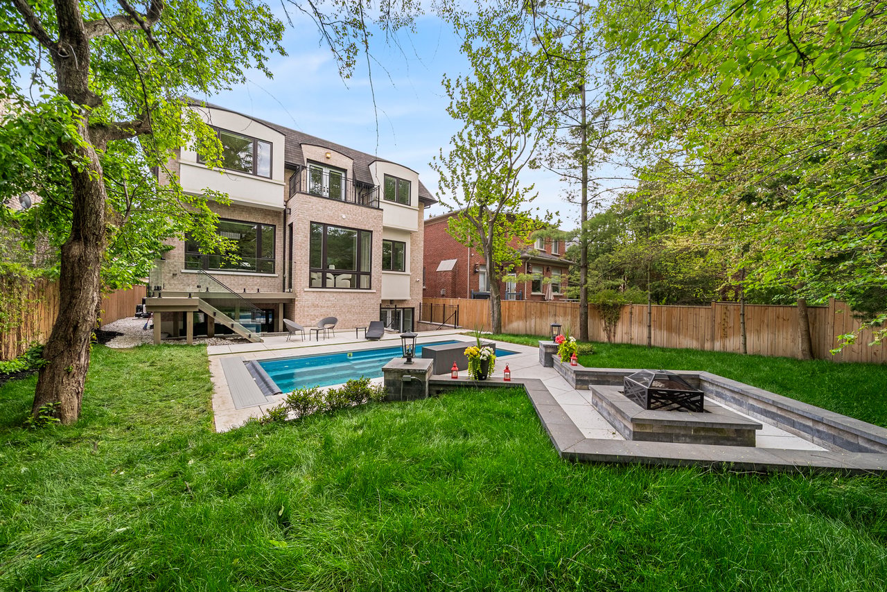 148 Munro Boulevard