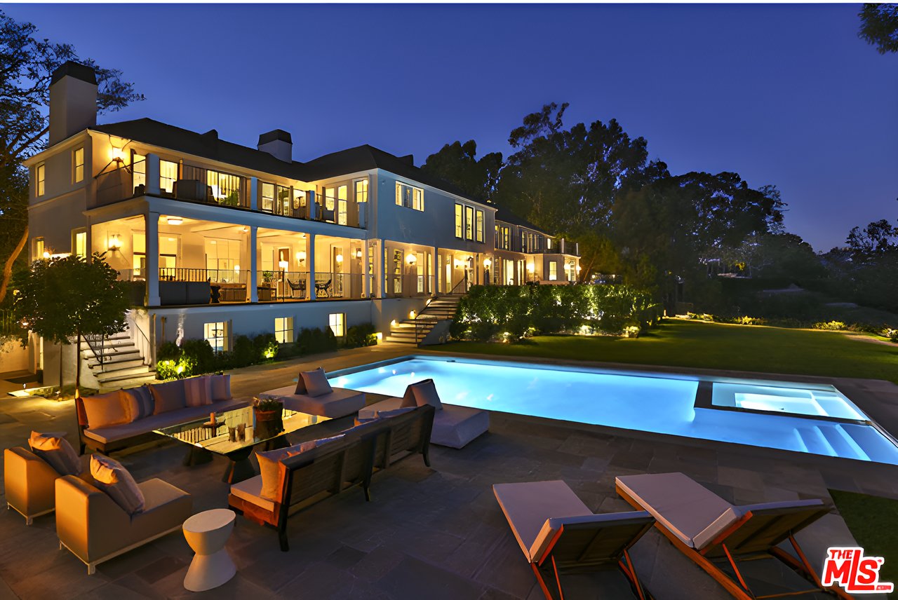 580 Chautauqua Blvd