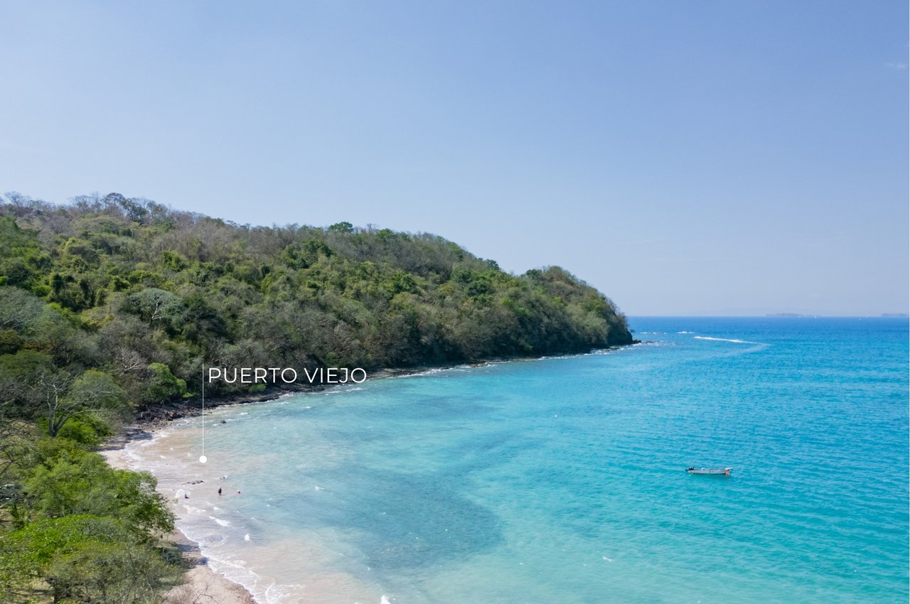 Casa Tranquilo | Stylish 3-Bedroom Oasis with Pool Near Playa Conchal