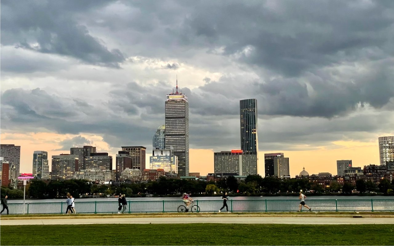 Back Bay, MA’s Most Exclusive Penthouse Views: A Look at the Skyline from the Top