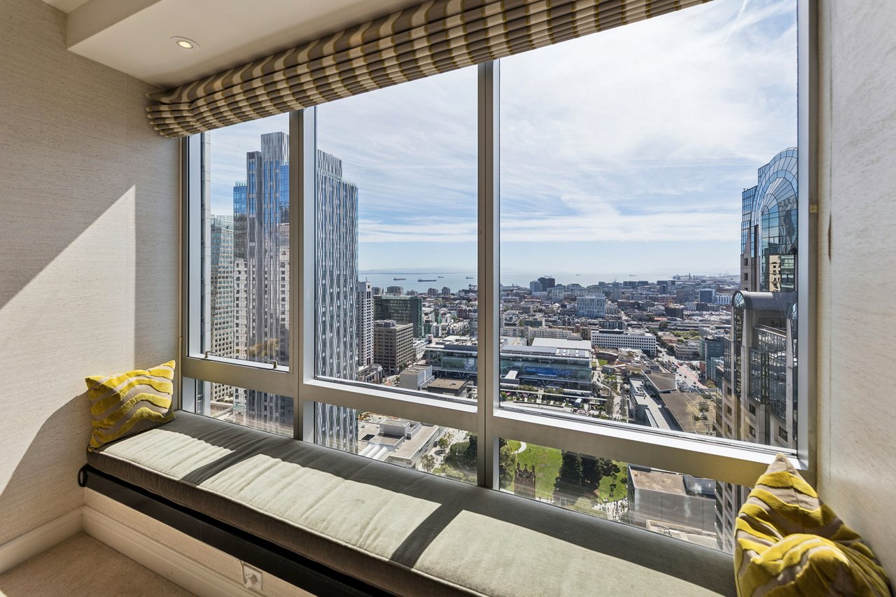 Iconic Views from a Premier Address