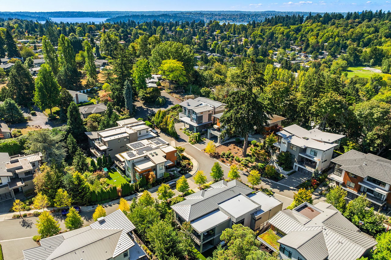 8270 SE 31st Street, Mercer Island