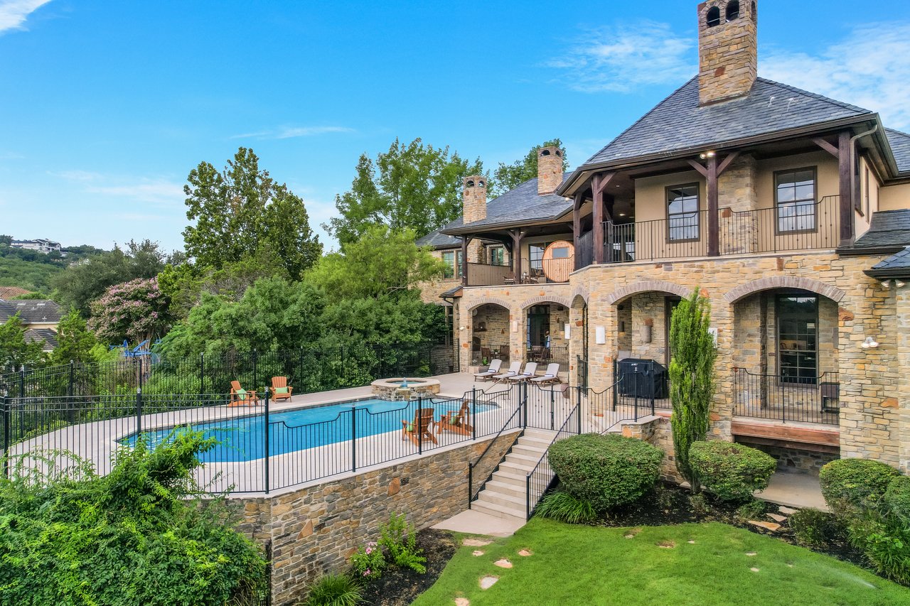 4604 Mantle Drive