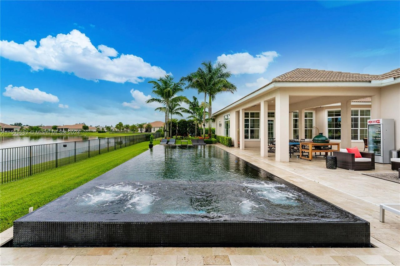 5669 S Sterling Ranch Dr