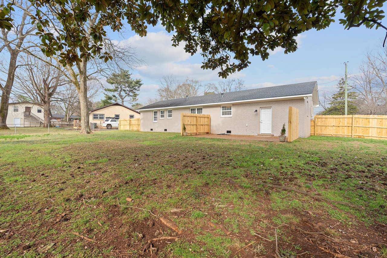 Charming 3 Bed 2 Bath Home Near Downtown Huntsville!