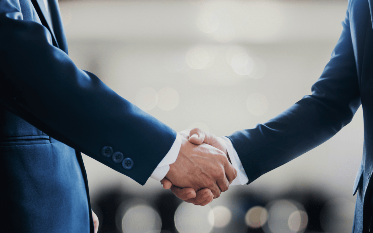 7 Real Estate Negotiation Tactics That Work