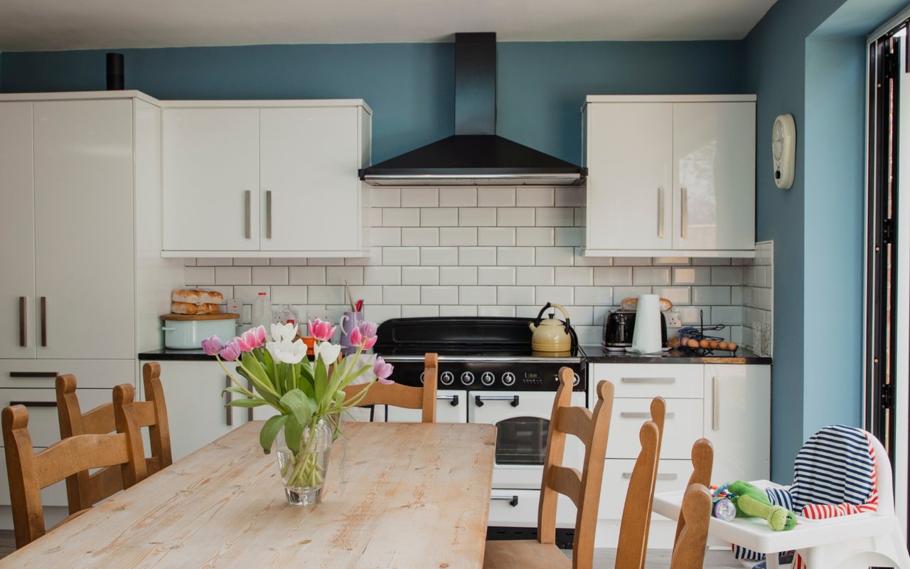 Interior Designers Reveal the Must-Try Spring Decor Trends for 2025