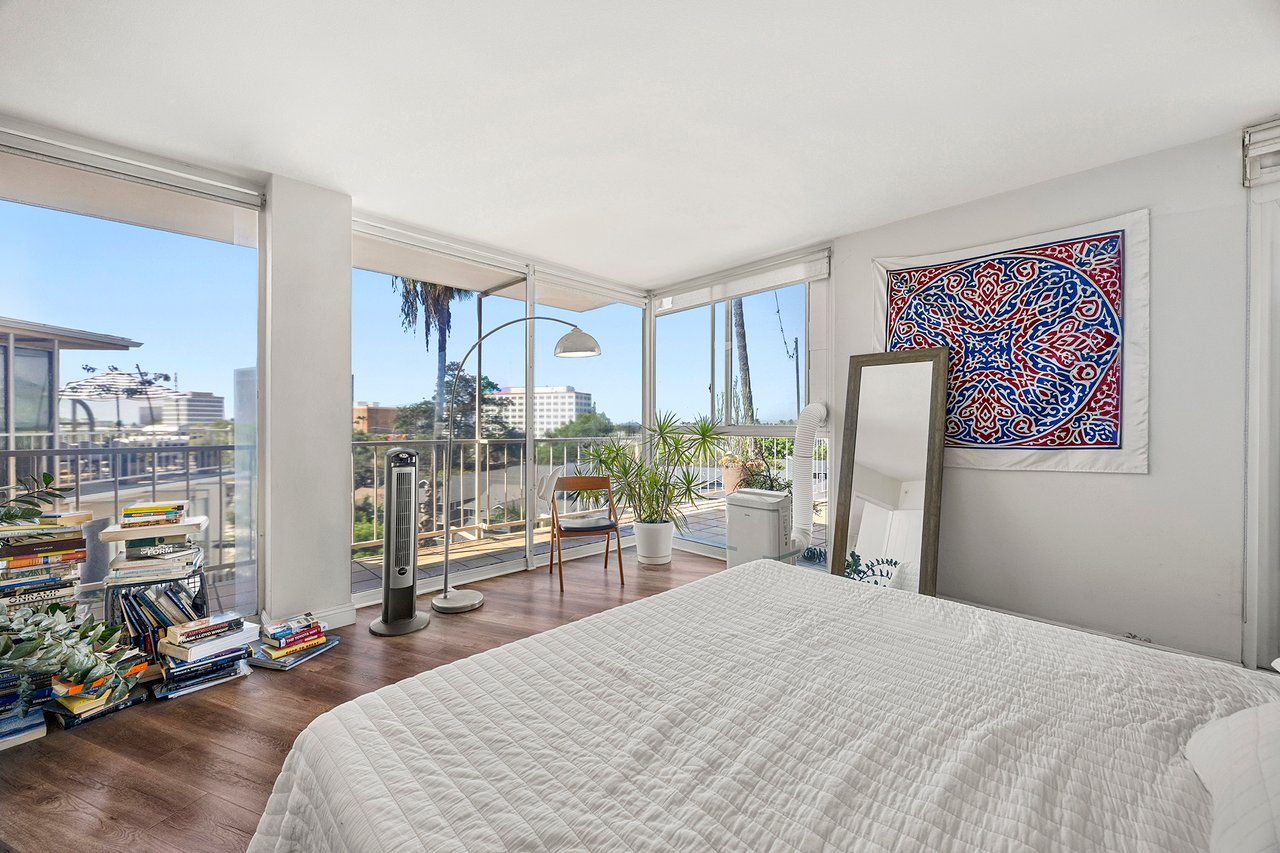 MIDCENTURY MODERN PENTHOUSE WEST for Sale in Santa Ana