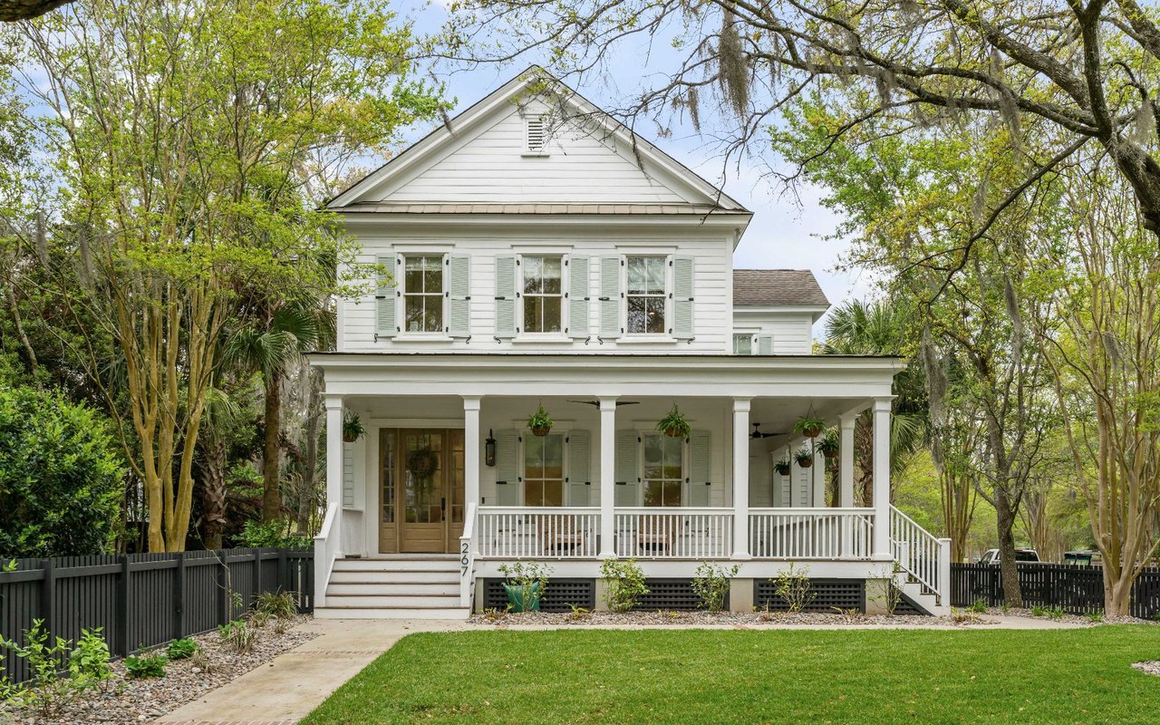 Beautiful Daniel Island Home – 267 Delahow Street
