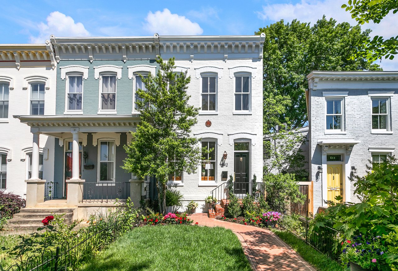 Spring curb appeal tips for selling a home in Washington, DC — front yard exterior advice from Andrew Smith