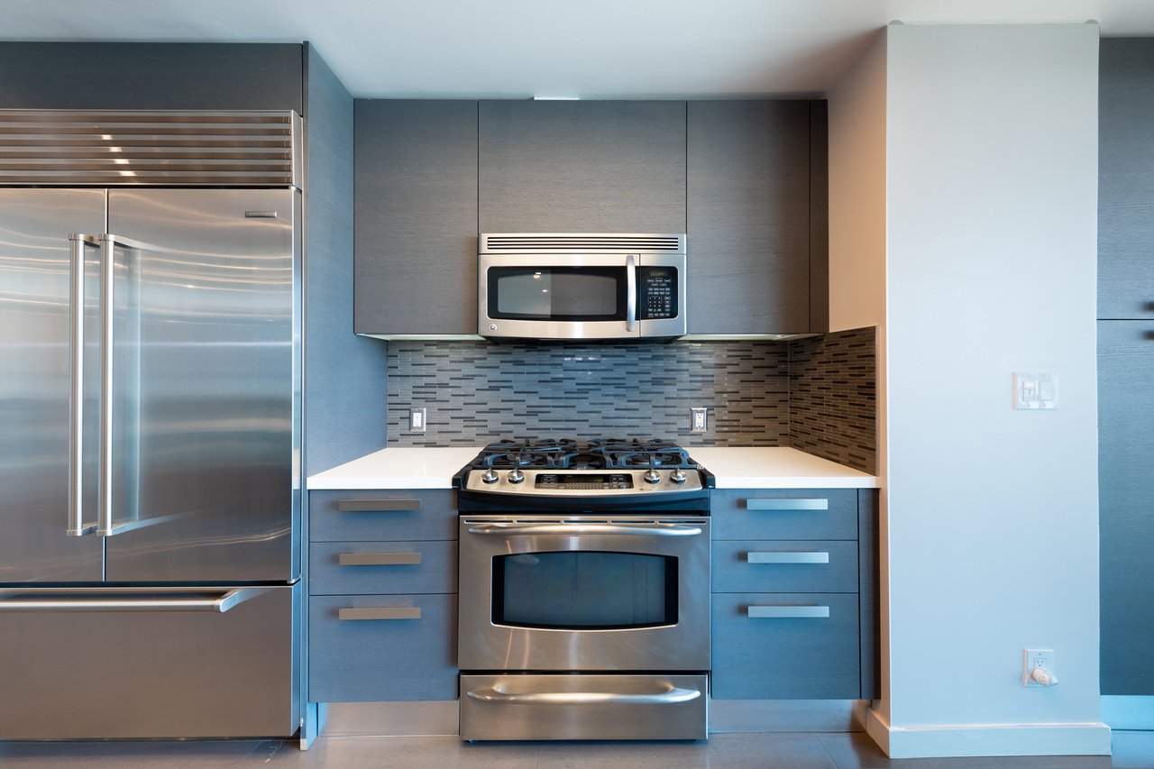 10490 Wilshire Blvd #1705