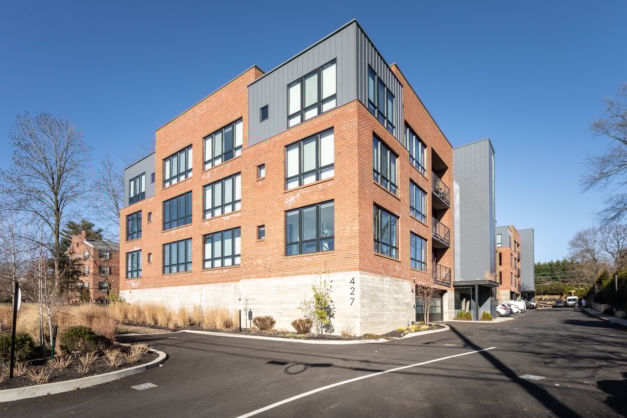 427 E Lancaster Ave # 1101