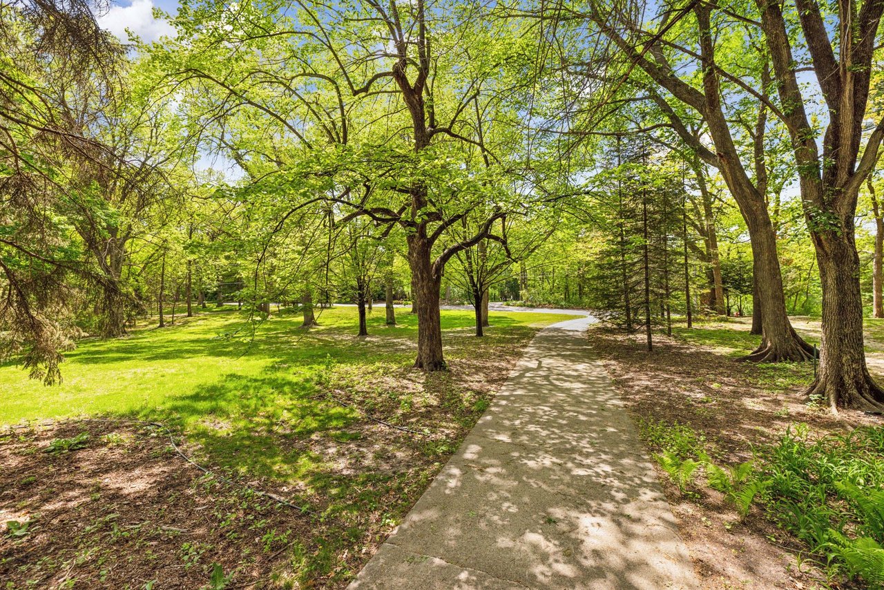 5125 Schaefer Road, Edina