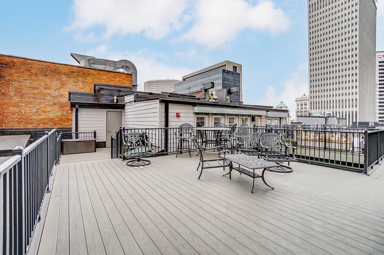 26 E 6th St. (3 units available.) #702, #802 #803