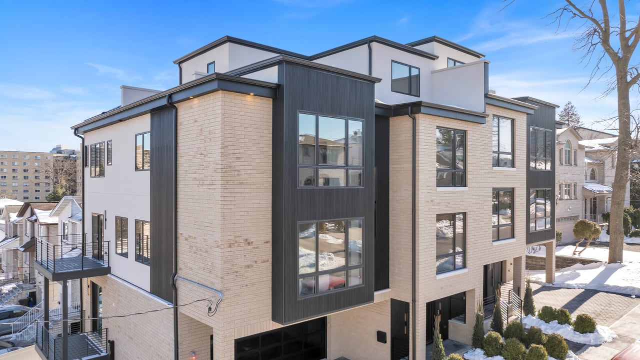 2220 Mackay Avenue B