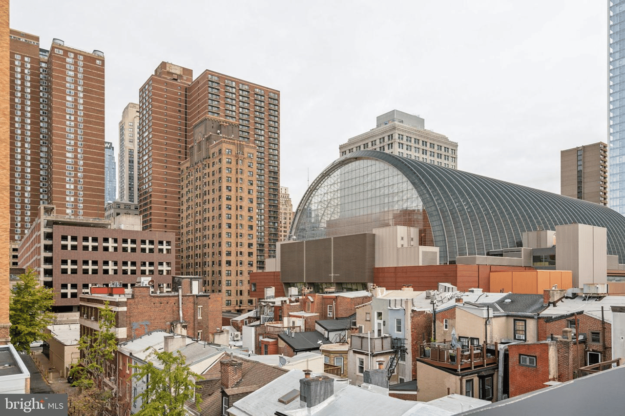 336 S Hicks St, Philadelphia, PA 19102