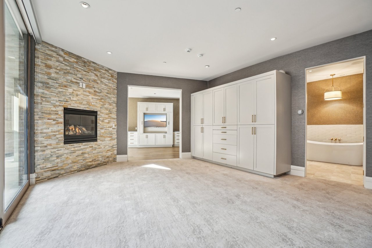 4141 E Canyon Estate Dr
