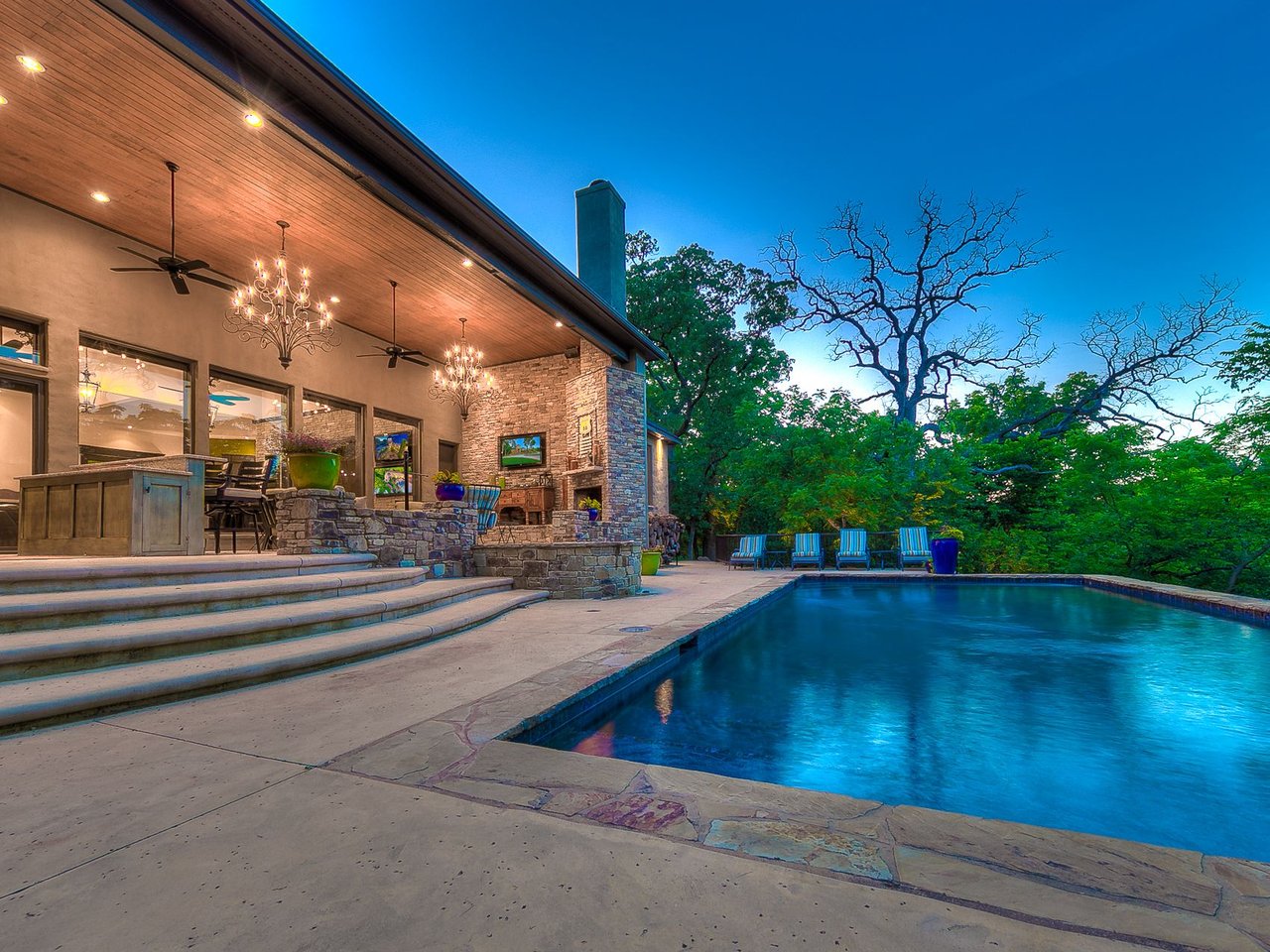Wyatt Poindexter | Oklahoma Luxury Realtor Showcasing the Most Beautiful Luxury Homes Ever Built in Oklahoma - Wyatt Poindexter - The Agency 