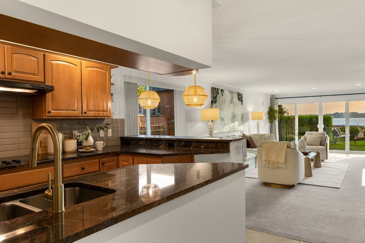 6620 Lake Washington Boulevard NE Unit: 101