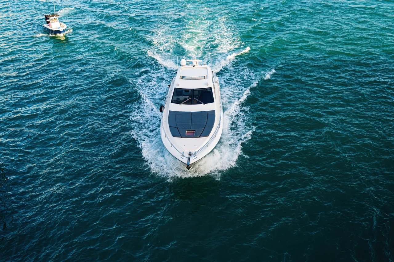 72 Carlyle Miami Beach