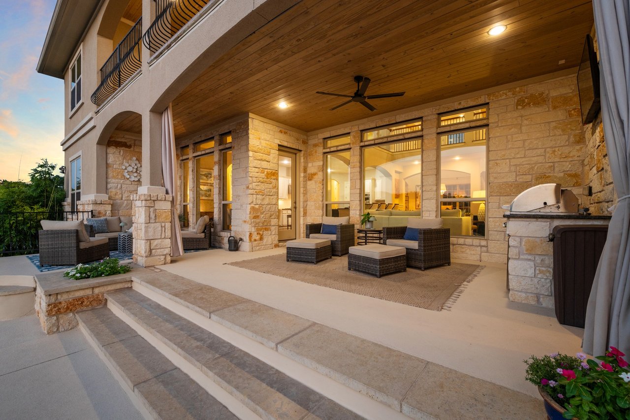 103 Lucayan Cove
