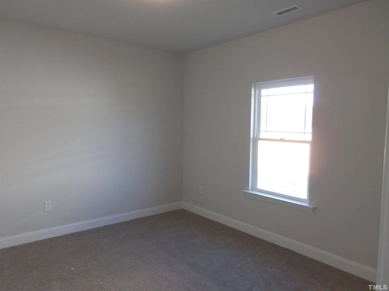 39 N Cousins Ct