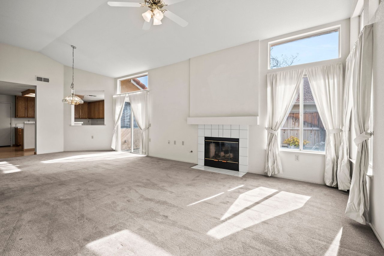 52 Bonaventure Ct