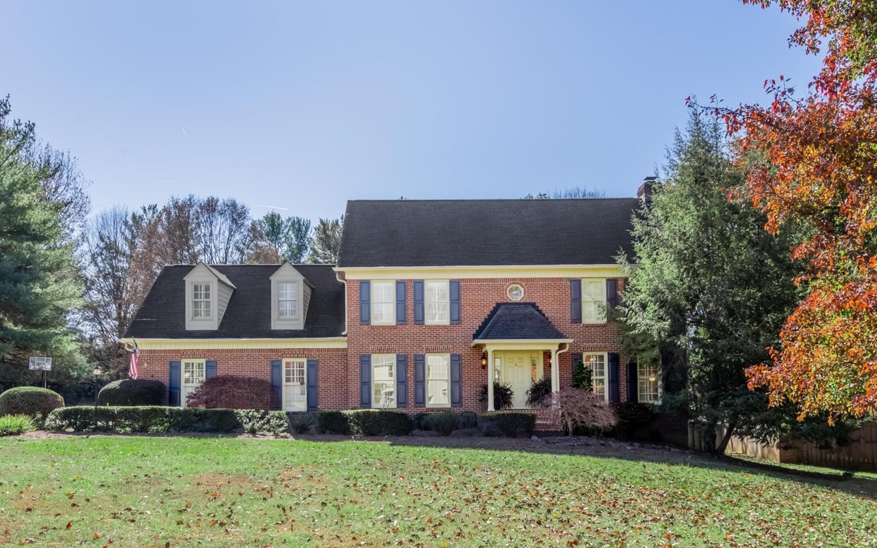 Wallace Luxury Spotlight | 7320 Wheatfield Place Knoxville, TN 37919