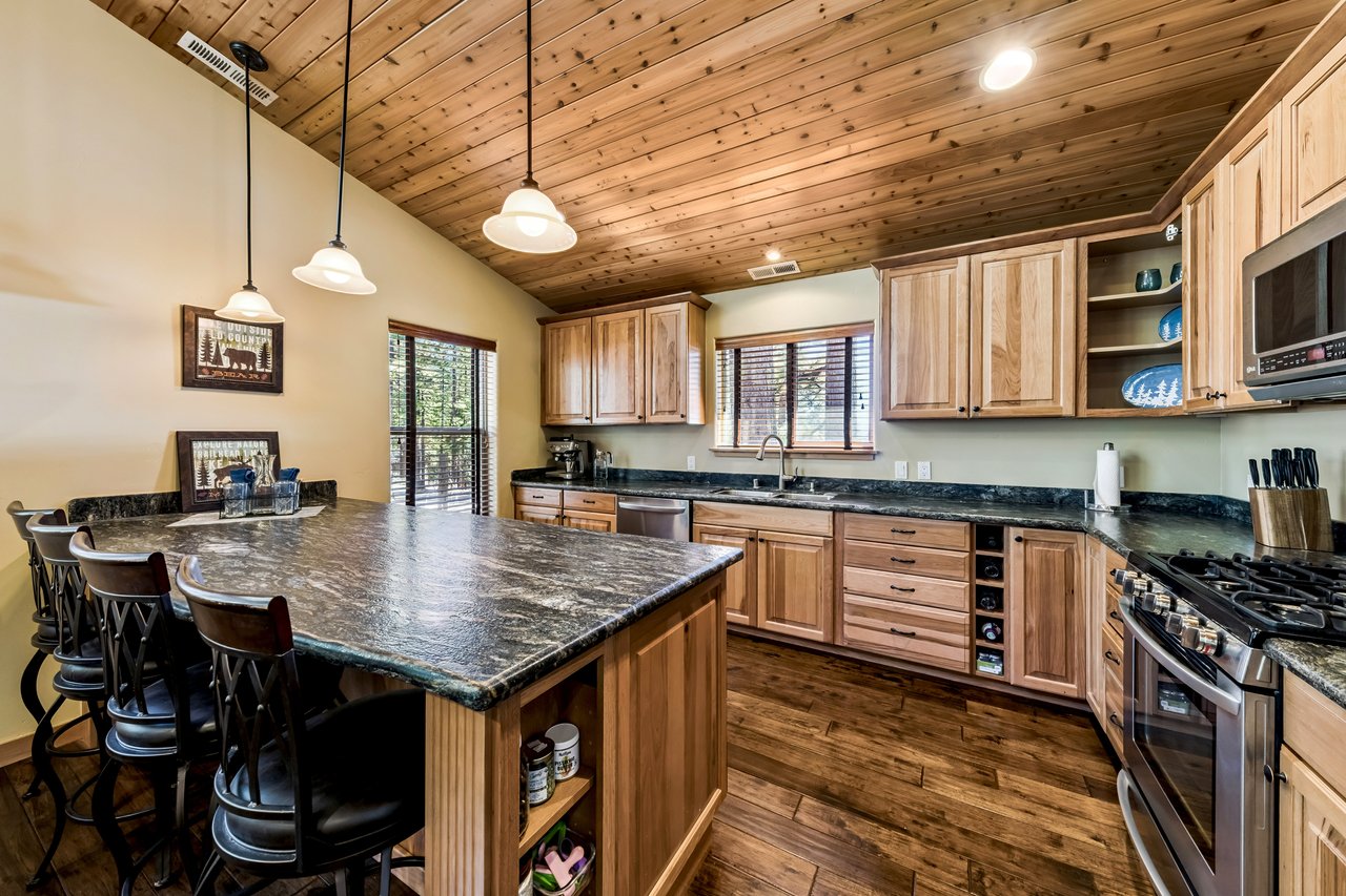 877 Northwood Blvd Unit # 2, Incline Village, NV 89451