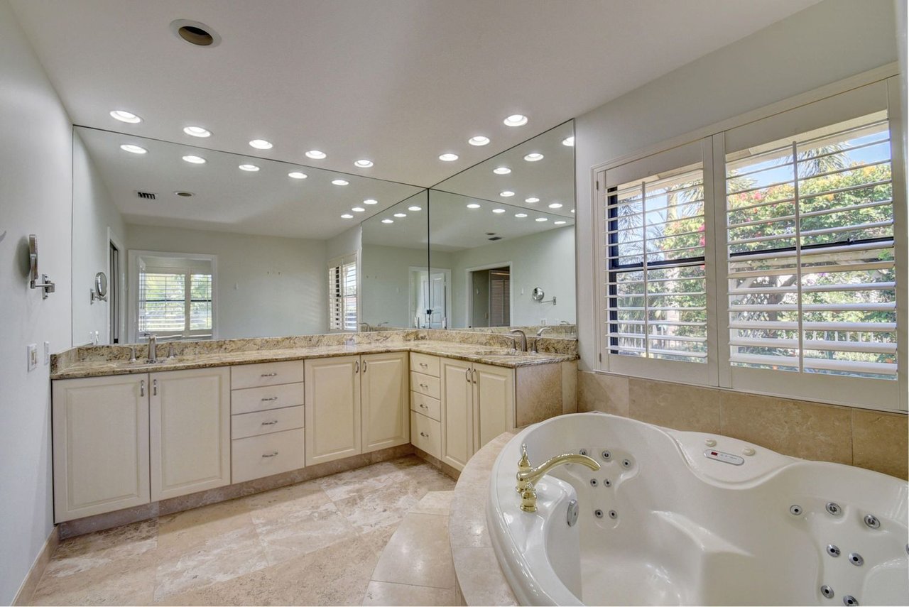 5874 Harrington Way