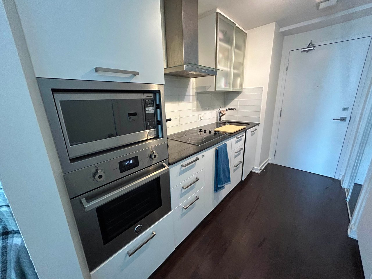 14 York Street Unit: 3602